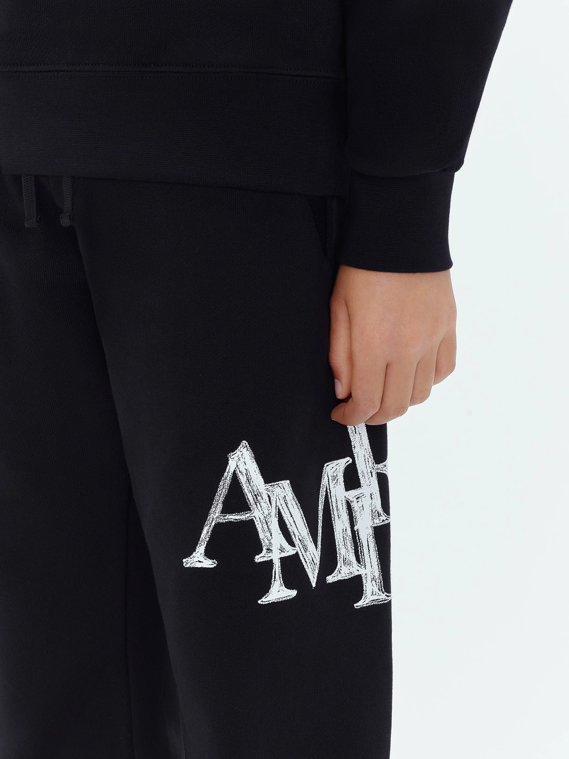 KIDS - AMIRI STAGGERED SCRIBBLE SWEATPANT - Black - Image 6